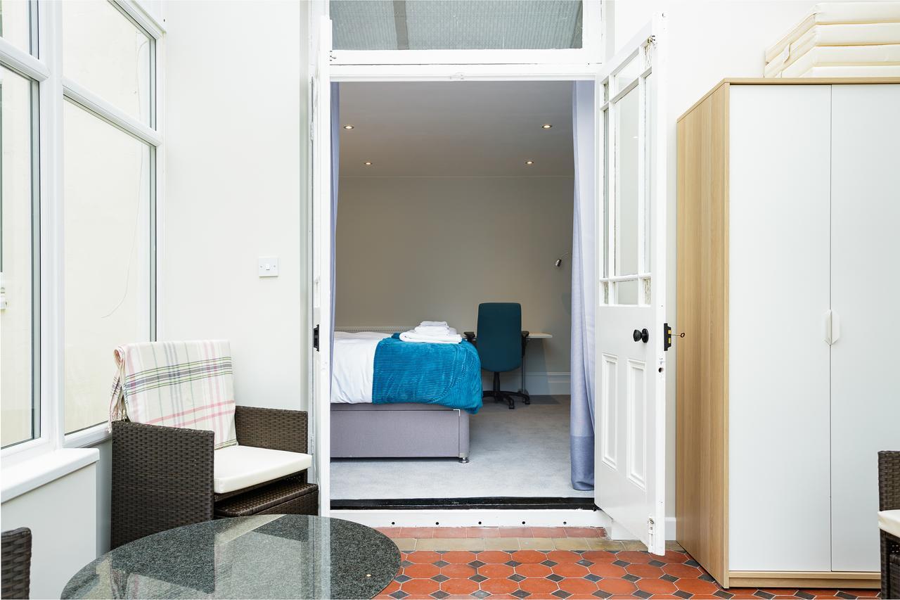 Stopover At Orchard Garden Apartment With Great Outdoor Space Portsmouth Exterior foto